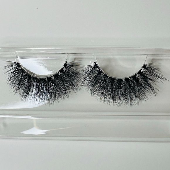 Sexy Bitch - Picture 2 of 5